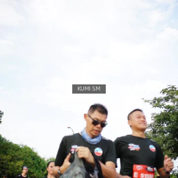 Runner Photo 3615005