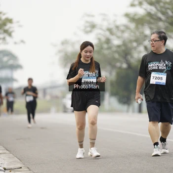 Runner Photo 3615058