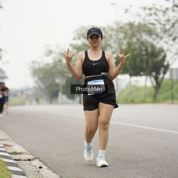 Runner Photo 3615069