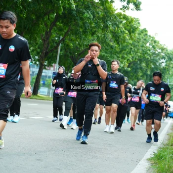 Runner Photo 3615098