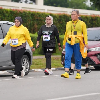 Runner Photo 3615100