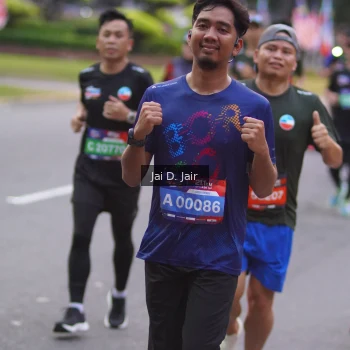 Runner Photo 3615113