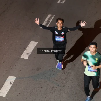 Runner Photo 3615118