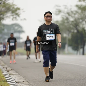 Runner Photo 3615155