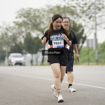Runner Photo 3615265