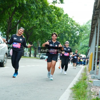 Runner Photo 3615310