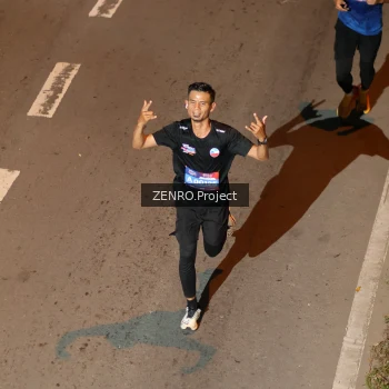 Runner Photo 3615348