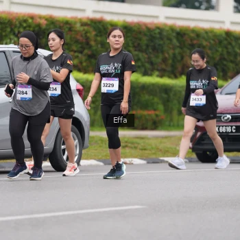 Runner Photo 3615398