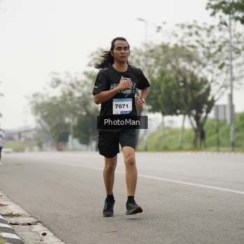 Runner Photo 3615410