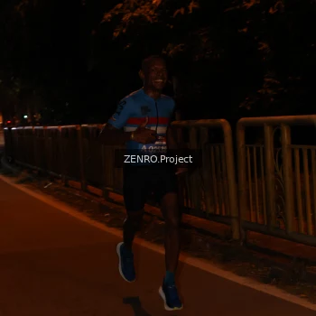 Runner Photo 3615440