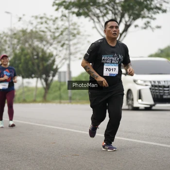 Runner Photo 3615463