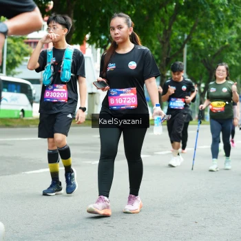 Runner Photo 3615518