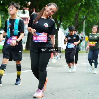 Runner Photo 3615546