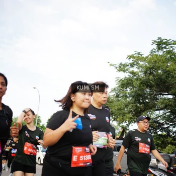 Runner Photo 3615580