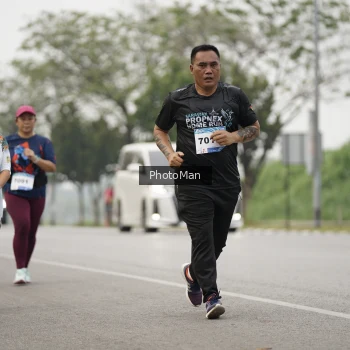 Runner Photo 3615654