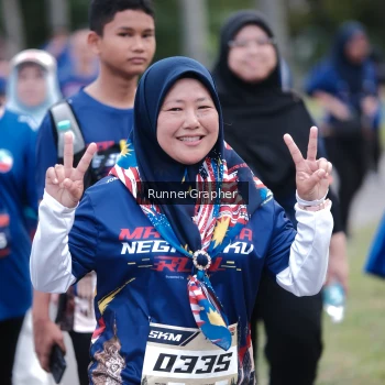 Runner Photo 3615680