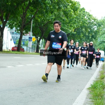 Runner Photo 3615712
