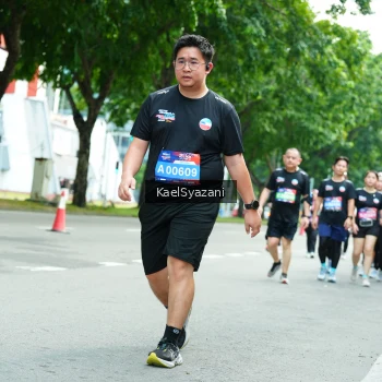 Runner Photo 3615729