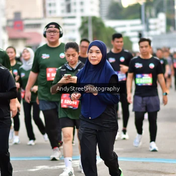 Runner Photo 3615751
