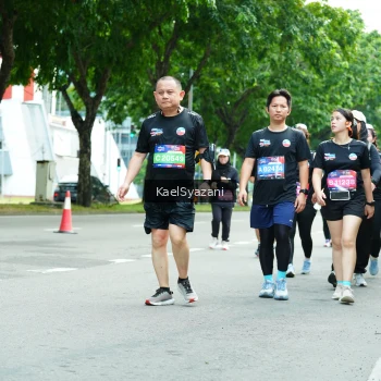Runner Photo 3615754
