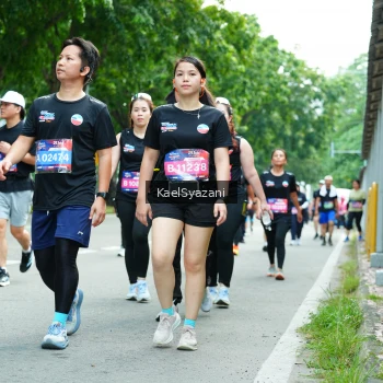 Runner Photo 3615775
