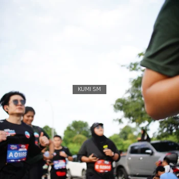 Runner Photo 3615834