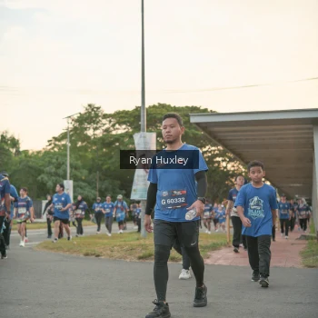 Runner Photo 3615917