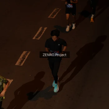 Runner Photo 3615925
