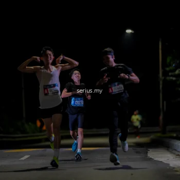 Runner Photo 3615995