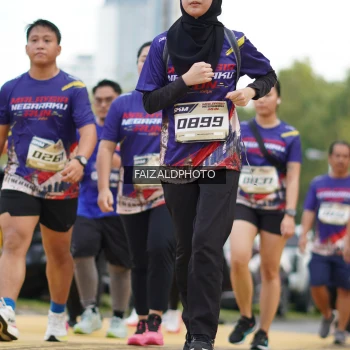 Runner Photo 3616056
