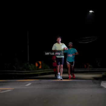 Runner Photo 3616065