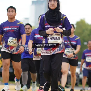 Runner Photo 3616068