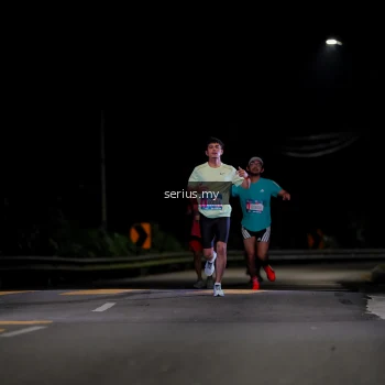 Runner Photo 3616073