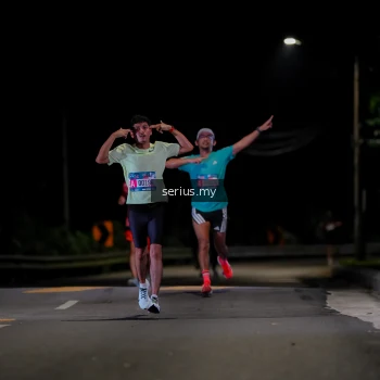 Runner Photo 3616117