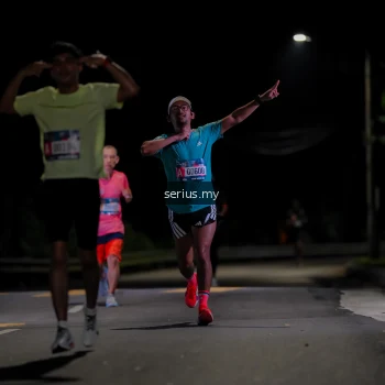 Runner Photo 3616201