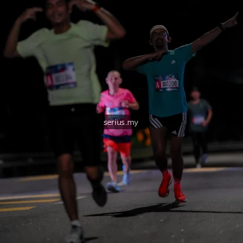 Runner Photo 3616218