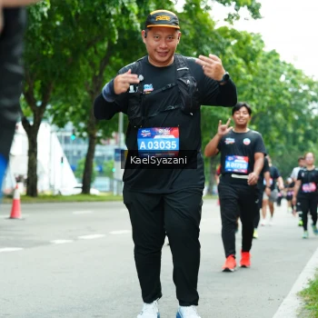 Runner Photo 3616427