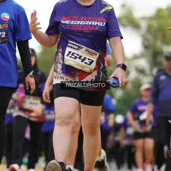 Runner Photo 3616593