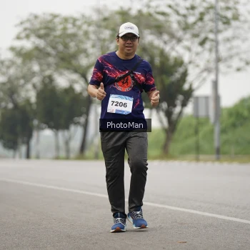 Runner Photo 3616597