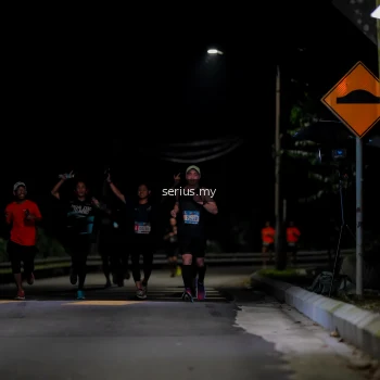 Runner Photo 3616640