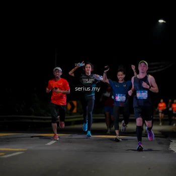 Runner Photo 3616673
