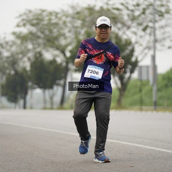 Runner Photo 3616683