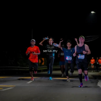 Runner Photo 3616711