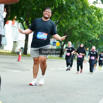 Runner Photo 3616714