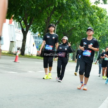 Runner Photo 3617007