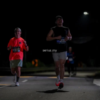 Runner Photo 3617015