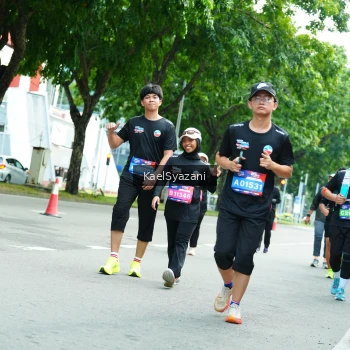 Runner Photo 3617045