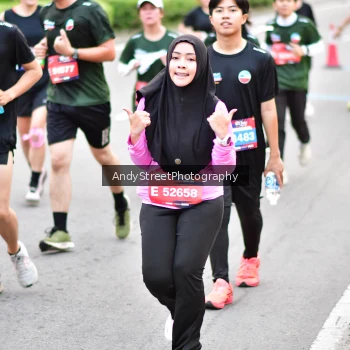Runner Photo 3617619