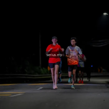 Runner Photo 3617680