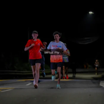 Runner Photo 3617689